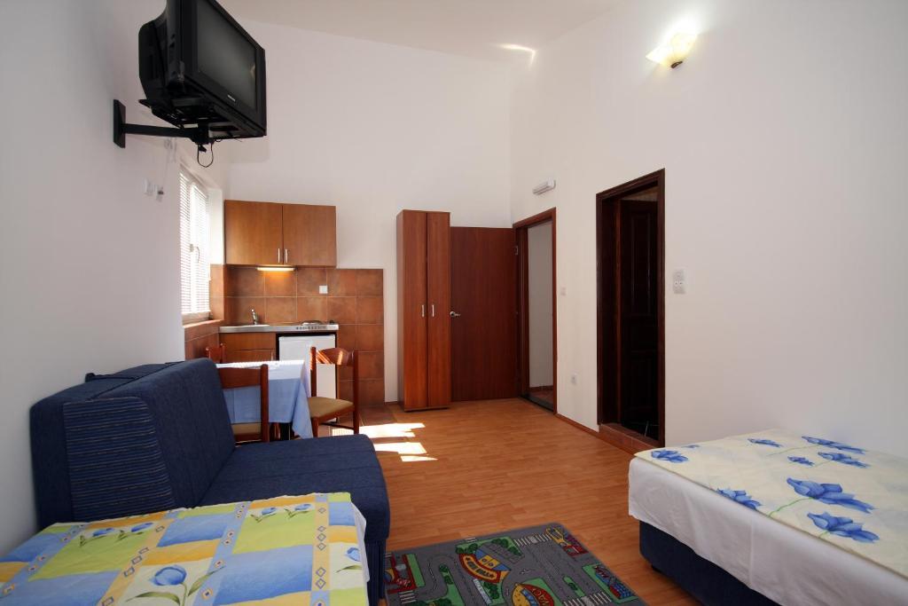 Apartments Raicevic Budva Kamer foto