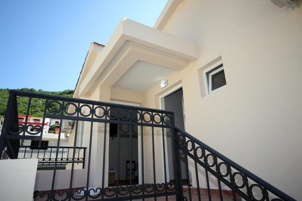 Apartments Raicevic Budva Kamer foto