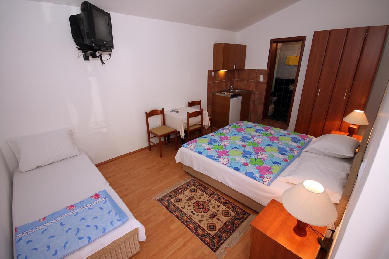 Apartments Raicevic Budva Buitenkant foto