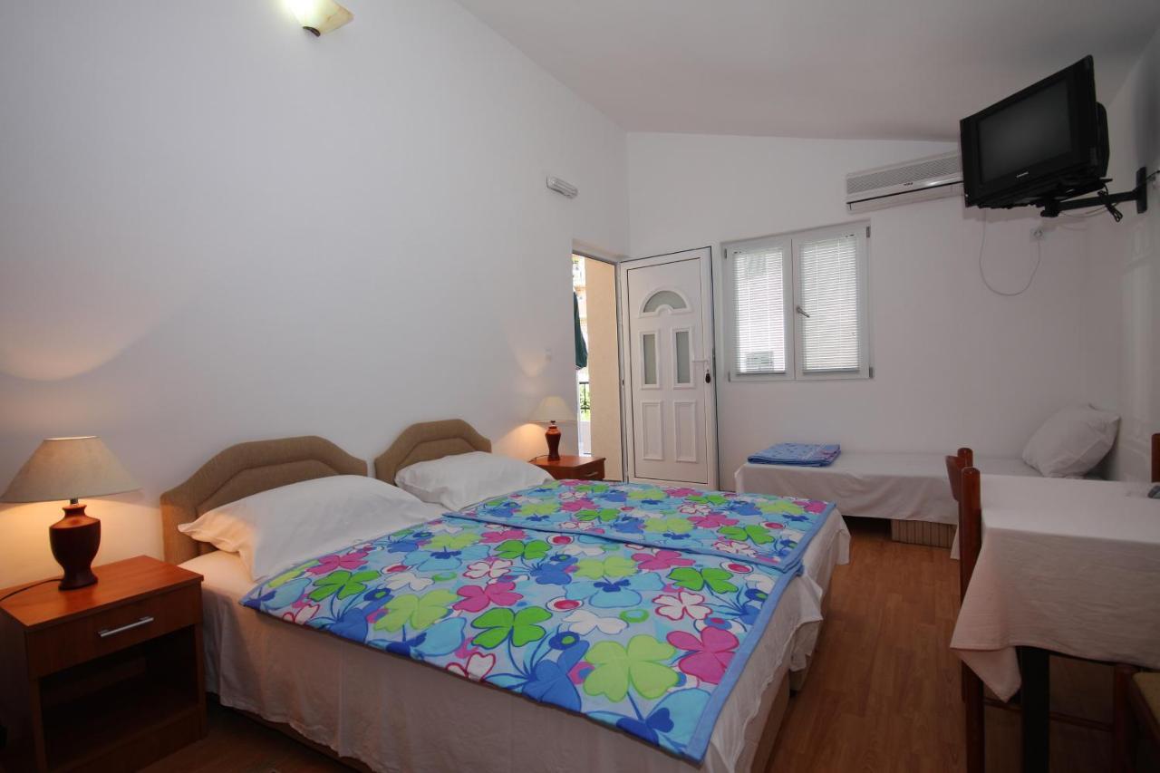 Apartments Raicevic Budva Kamer foto